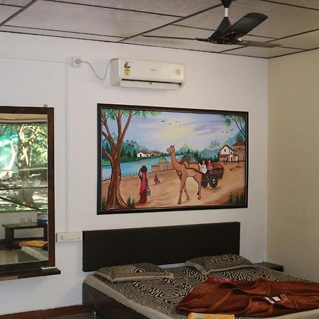 The Wilds Villa Gir Jungle Stay With Swimming Pool ชาซันเกอร์ ภายนอก รูปภาพ