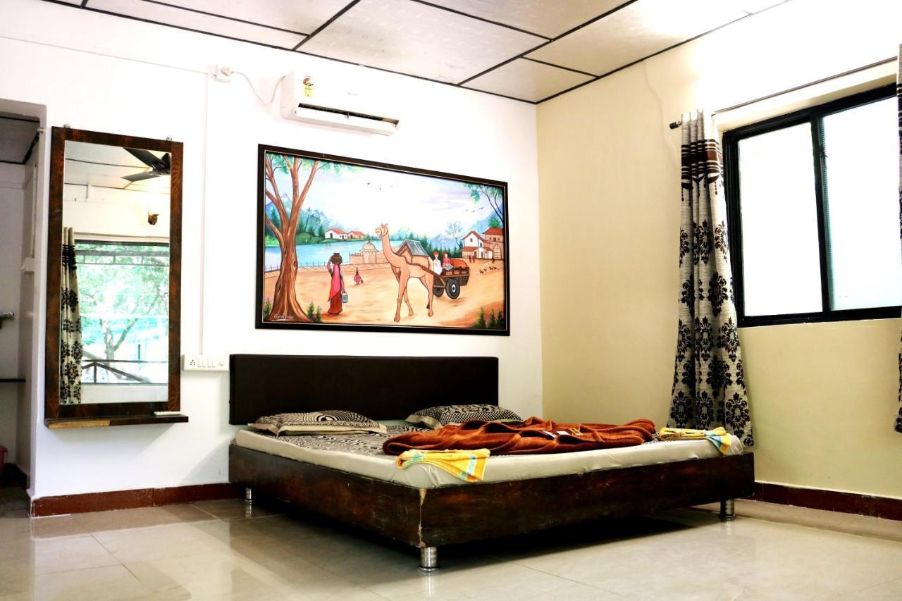 The Wilds Villa Gir Jungle Stay With Swimming Pool ชาซันเกอร์ ภายนอก รูปภาพ